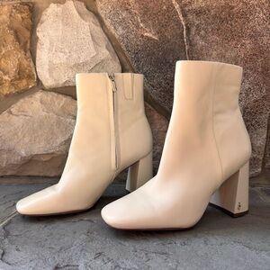 Sam Edelman
Women's Codie Square-Toe Flared-Heel Booties Ivory Zip Up